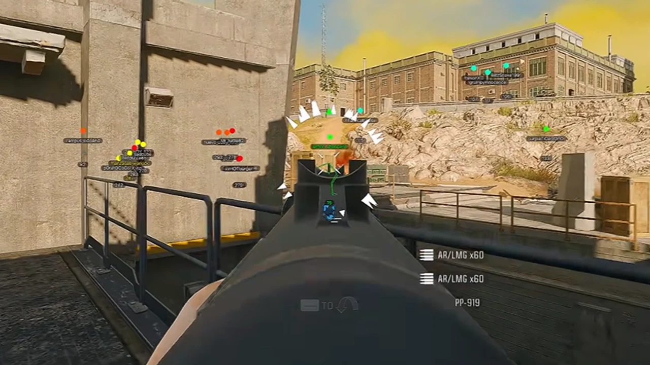 Warzone gameplay — outdoor PP-919 with distance ESP tags